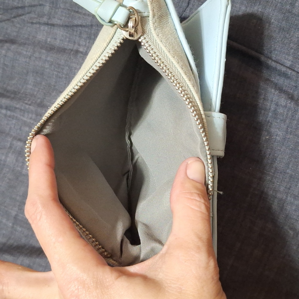 Light Blue Clutch - Picture 3 of 4
